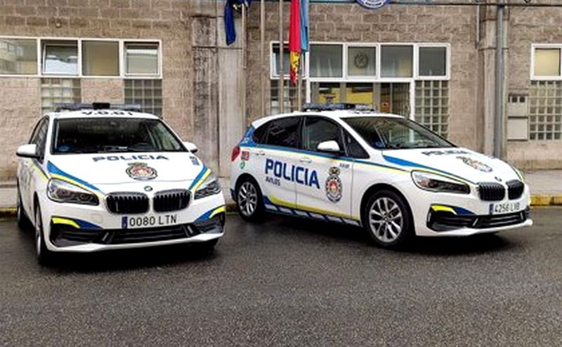 Una mujer se precipita por la ventana de un quinto piso con su hija de corta edad en Avilés