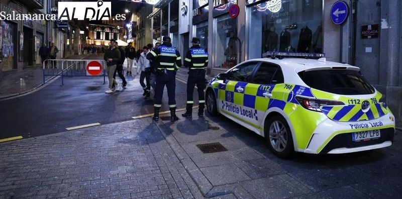 Interceptado en la plaza de Barcelona un conductor que circulaba de forma negligente y carecía de carné