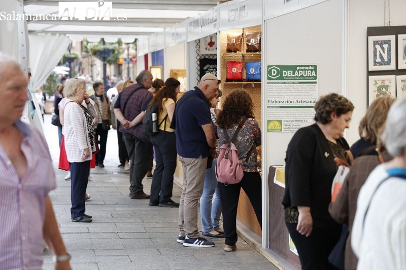 Tienes muchas y bonitas razones para pasar por la plaza de los Bandos