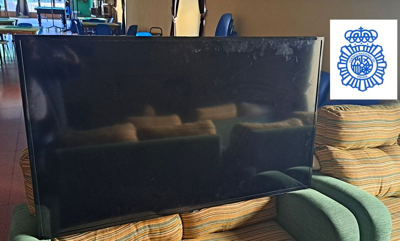 Robo en el Casino Obrero de Béjar, se llevan a plena luz del día una televisión de grandes dimensiones