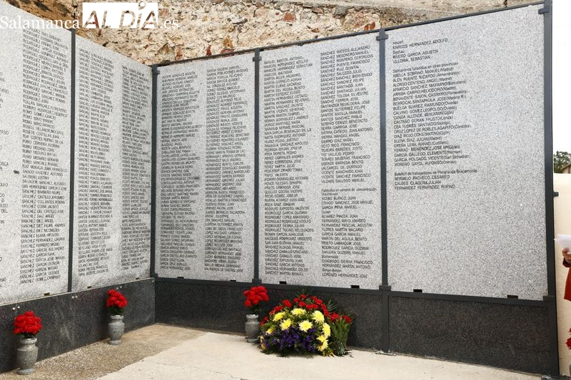 Homenaje a la II República dedicado a los salmantinos represaliados en campos de concentración