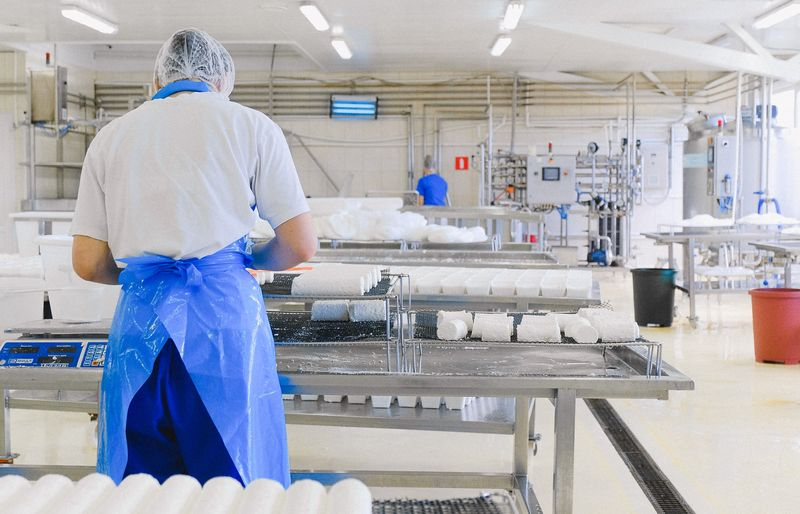 Buscan a 100 personas para trabajar como operarios de alimentación a 55 minutos de Salamanca