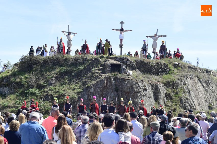 Un joven de 16 años debuta como Jesucristo en el inicio de una nueva etapa de La Pasión de Serradilla