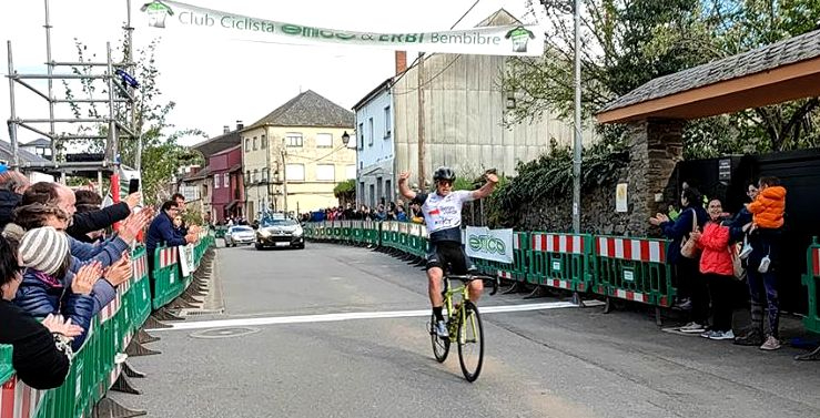 El Siega Verde-EKT inicia la Copa de CyL de ruta con victoria de Iker García