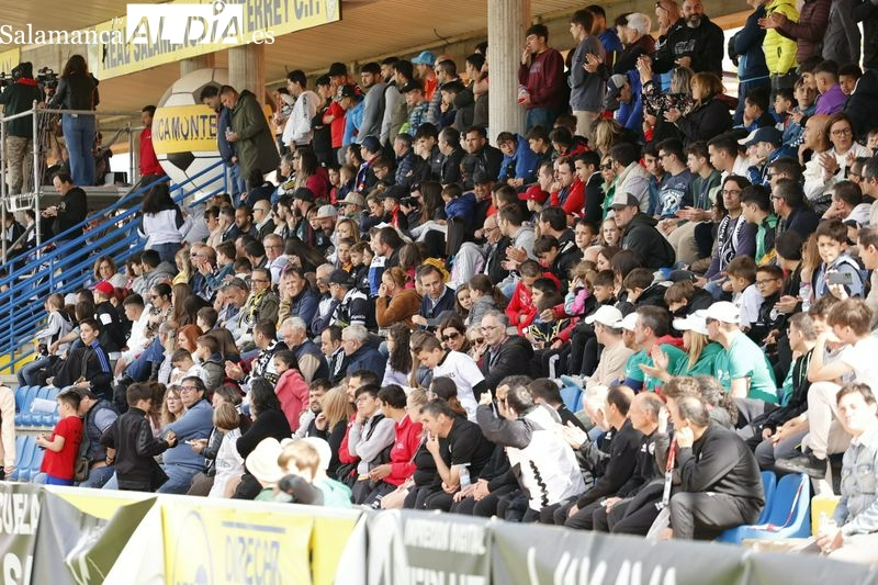 La afición de Unionistas recibirá a los jugadores en la previa del partido con el Racing de Ferrol