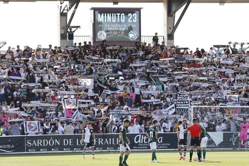 Otro gran ambiente en el Reina Sofía para disfrutar del sueño de Segunda División con Unionistas