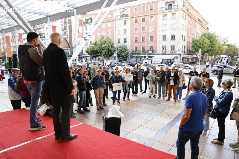 España Vaciada Salamanca se manifiesta ante los agravios e incomunicación de los trenes