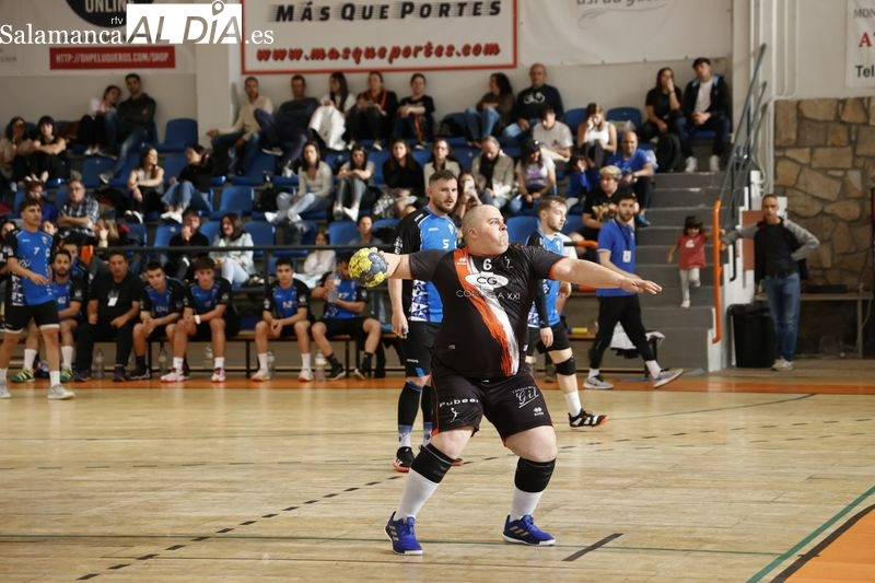 El BM Salamanca cierra la temporada con victoria en el Río Tormes (20-19)