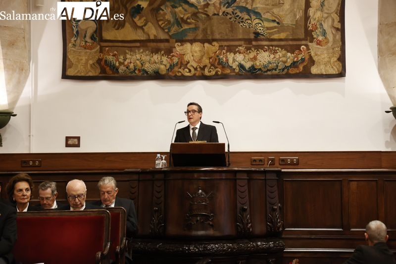 Juan Manuel Corchado ingresa en la Real Academia de Medicina de Salamanca