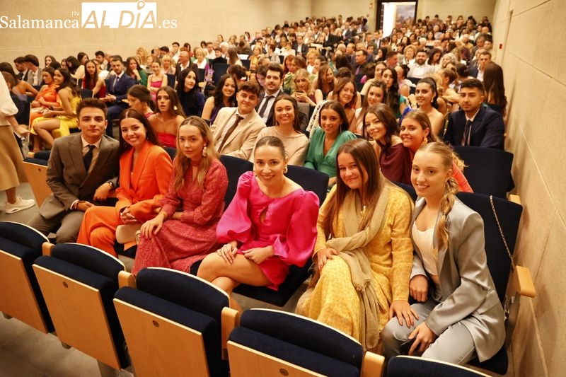 Nuevos graduados en Enfermería por la Universidad Pontificia