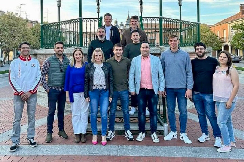 Vox presenta la foto de su primera candidatura en Peñaranda