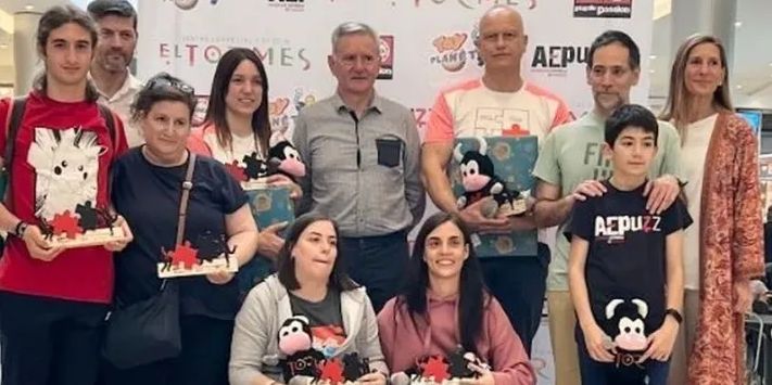 200 personas de 13 provincias participan en el Concurso de Puzzles celebrado en El Tormes