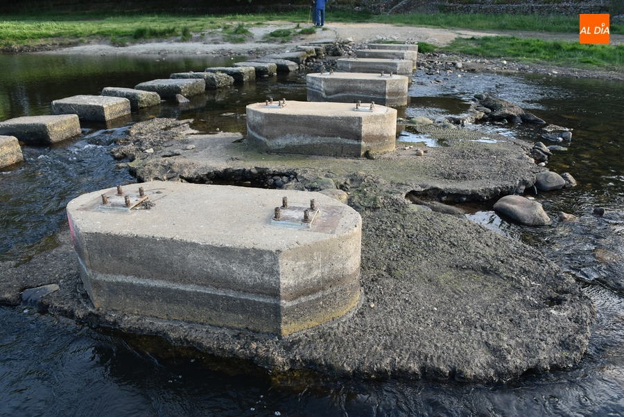 Notabilísimo bajón del caudal del Águeda al reducirse el ritmo de desembalse en Irueña