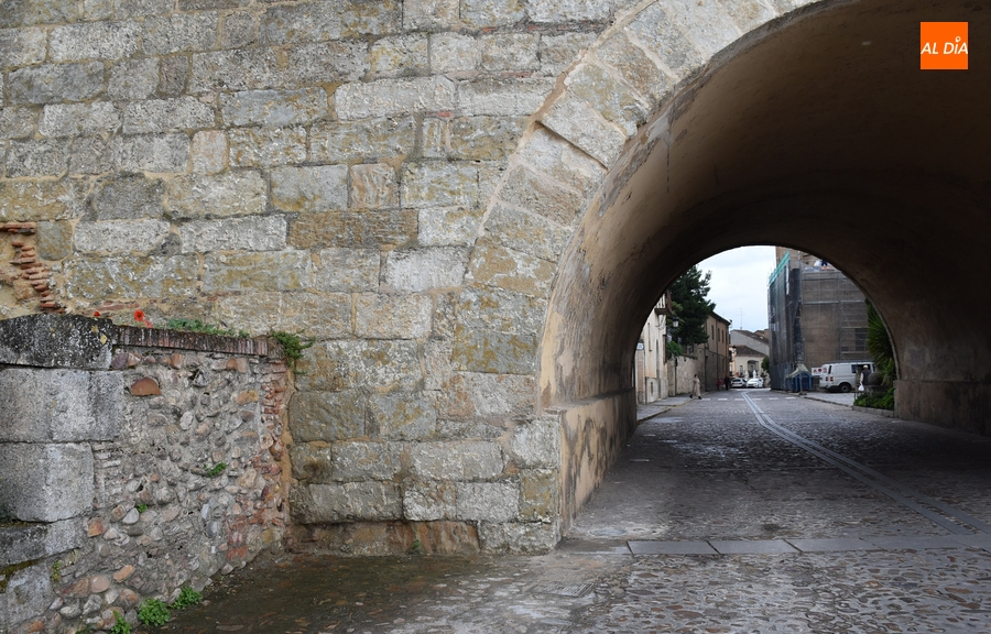 Reparado con agilidad el desprendimiento en la bóveda de las Puertas de Amayuelas