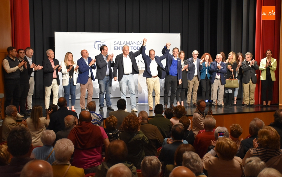 García Carbayo y González Pons ensalzan a Marcos Iglesias como el alcalde de todos