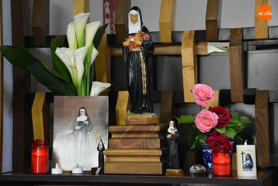 El altar de la Casa Consistorial en honor a Santa Rita cambia de emplazamiento