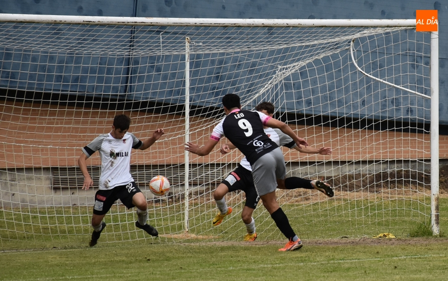 El Senior del Ciudad Rodrigo cae con polémica ante el Salamanca CF UDS B en su despedida en casa
