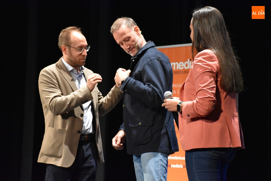 Casi lleno en la sesión de Pedro García Aguado abierta al público en general