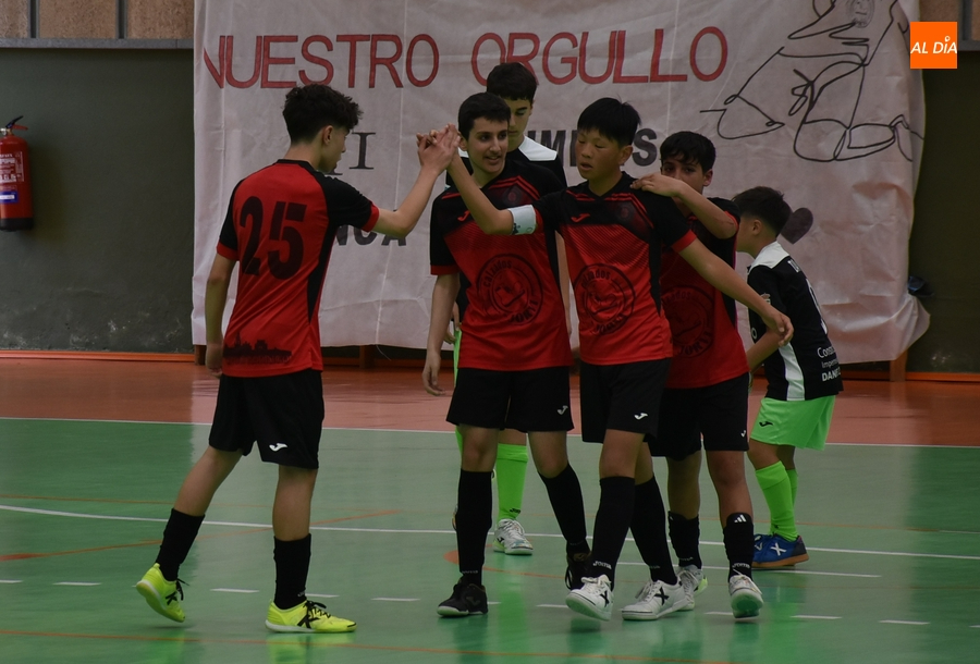 El III Infantil se despide de su afición con una sólida victoria ante River Zamora