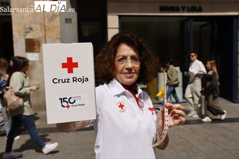 Cruz Roja celebra su Día de la Banderita para ayudar a menores vulnerables de Salamanca