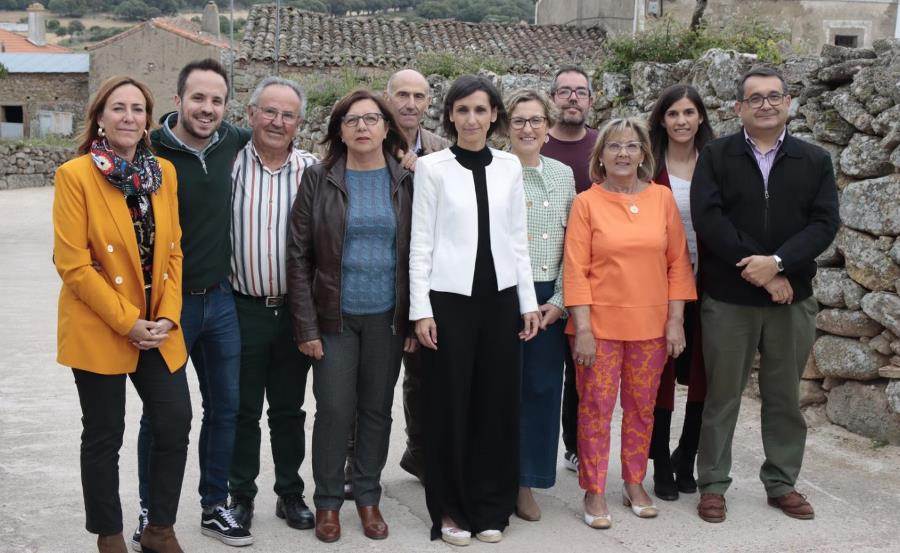 Elena Rengel se fija 3 retos como candidata a la Alcaldía de Fuentes de Oñoro por el PSOE