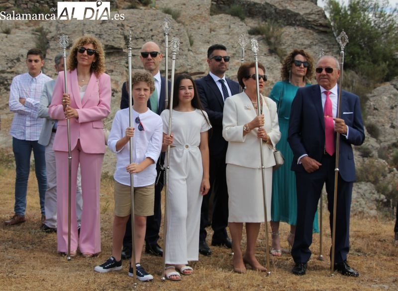 Vilvestre celebra la Virgen del Castillo con sus ocho mayordomos