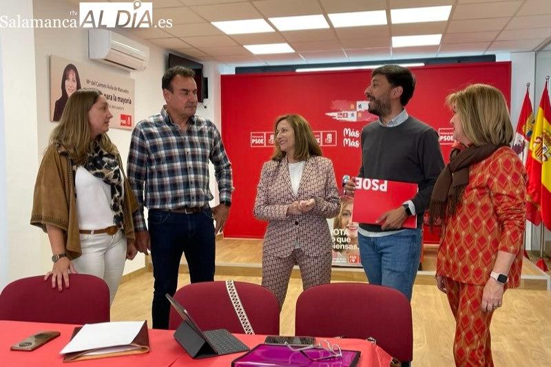 La creación de un Banco del Tiempo contra la soledad o un Centro de Día, entre las propuestas del PSOE en bienestar social, sanidad e igualdad