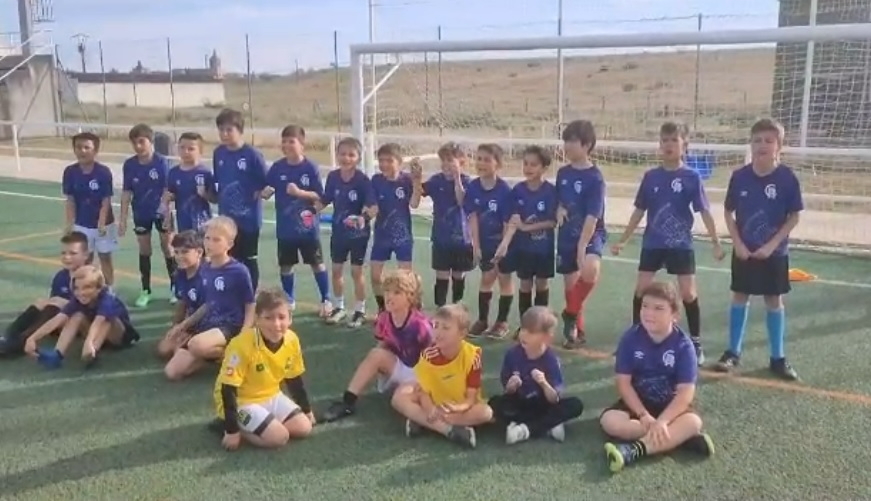 Los benjamines del Ciudad Rodrigo animan con un vídeo a celebrar con ellos el domingo sus títulos