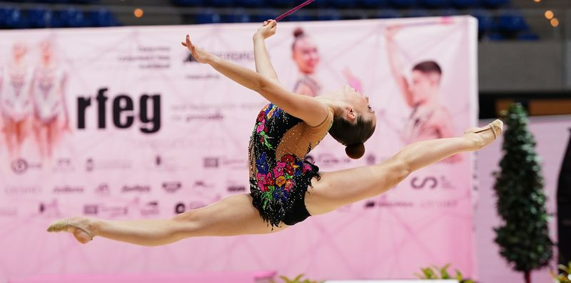 Carla Yáñez, del Club Rítmica Salamanca, roza el podio en la Copa de la Reina