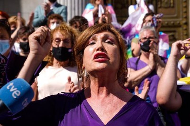 Todo lo que tienes que saber sobre la Ley Trans y su repercusión en el ejercicio médico