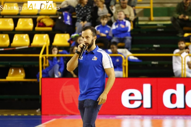 ¿Cómo es ser un speaker?: los entresijos de la vida de los cracks del micrófono del deporte salmantino desde dentro