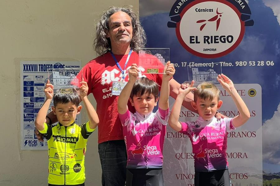 Diego Marcos y David Martín suben al podio en la apertura de la Copa de Castilla y León en carretera