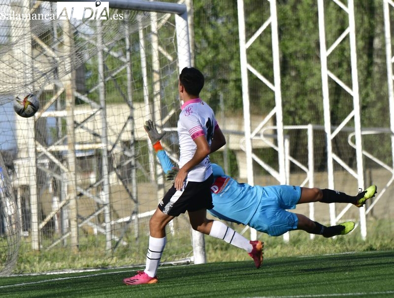 El Salamanca UDS B se lleva el derbi frente al descendido Peñaranda con una manita (5-2)