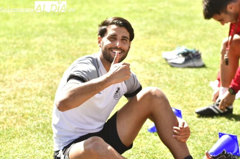 La defensa del Salamanca UDS, entre algodones en el entrenamiento: Souley se retira y Durán trabaja al margen