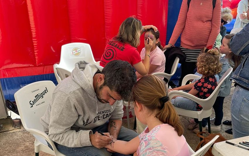 Jornada dominical dedicada a los más pequeños de las casas de Cabrillas en sus fiestas de San Isidro
