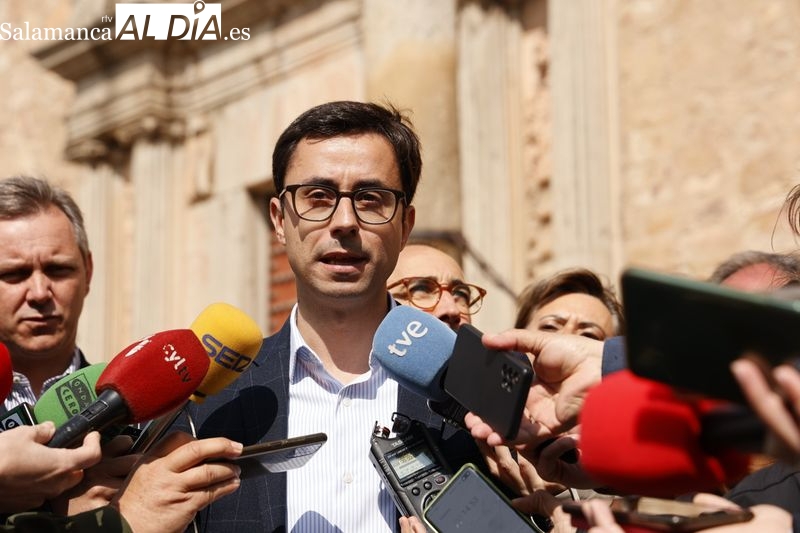 Mateos defiende la investigación biomédica que se hace en Salamanca y dice que necesita apoyo institucional