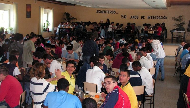 Diez años sin Juan Trujillano, el cura que fundó el colegio La Inmaculada en Armenteros