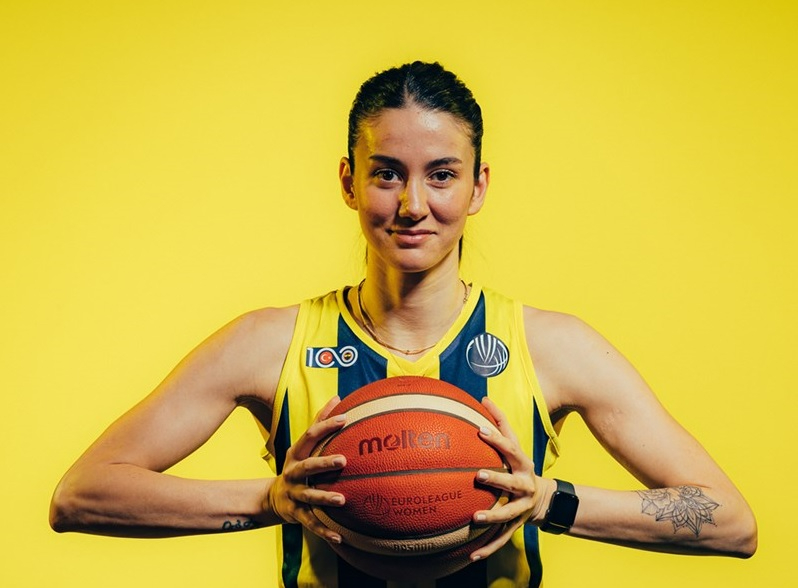 La turca Olcay Cakir llegará al Perfumerías Avenida tras ser campeona de Europa 