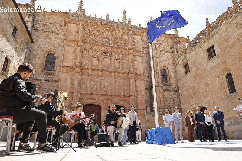 La celebración del ‘Día de Europa’ en el Patio de Escuelas