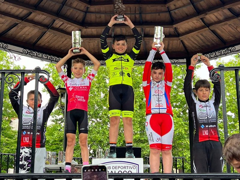 Buen papel de los equipos salmantinos en la prueba de la Copa Escuelas CyL en El Espinar (Segovia)