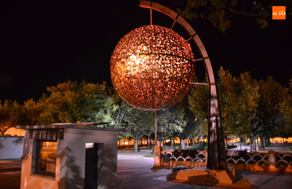 La Agrupación Astronómica de Madrid ofrecerá dos charlas aprovechando su visita al Sistema Solar