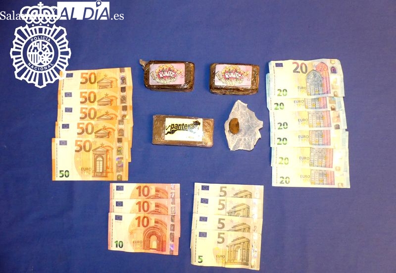 Interceptados en el paseo de la Estación con tres paquetes de hachís escondidos en la zona pélvica