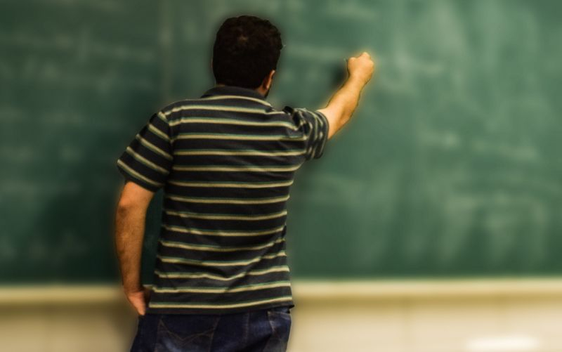 Indemnizado un maestro interino de Salamanca al que no se le concedió su plaza por un error administrativo