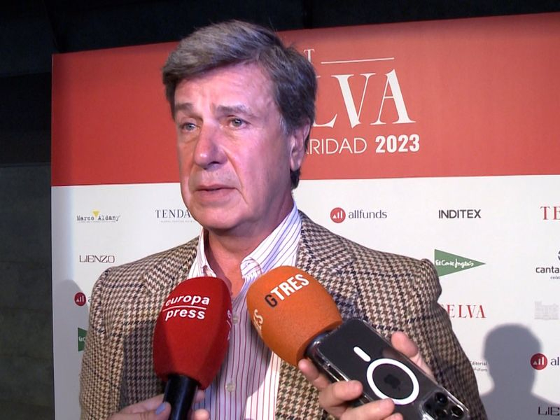 Cayetano Martínez de Irujo excluye a sus hermanos del núcleo familiar