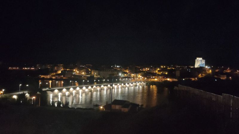 El puente y el Castillo de los Duques de Alba estrenan iluminación ornamental eficiente