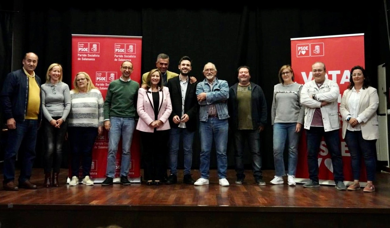 El PSOE presenta a Daniel Cifuentes como joven, con ganas, dinámico y entrañable para revalidar la alcaldía de Macotera 