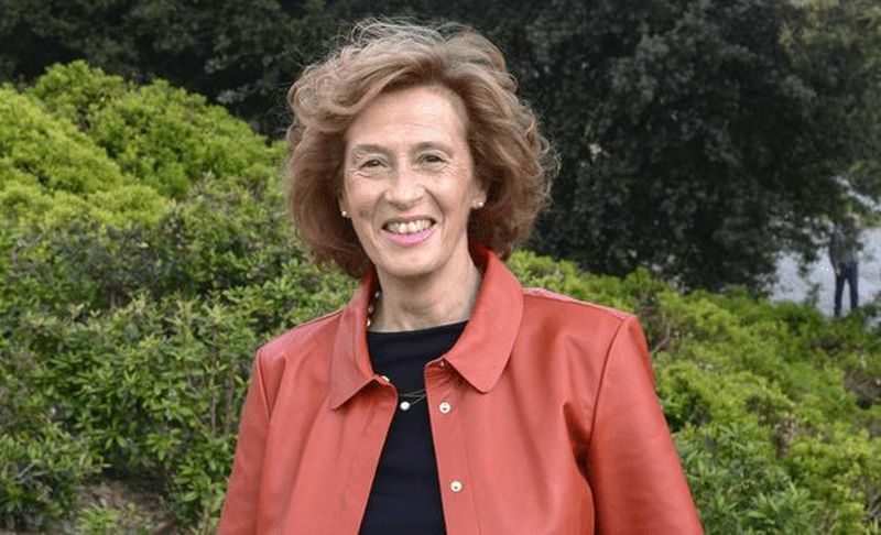 Julia Navarro presenta Una historia compartida en la librería Santos Ochoa