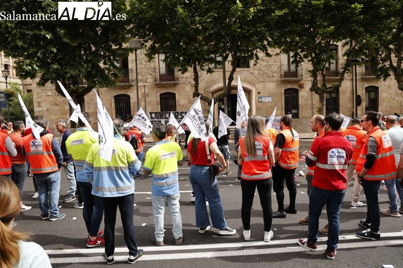 Siguen las protestas en Salamanca por la demora de meses para el nuevo contrato del transporte sanitario