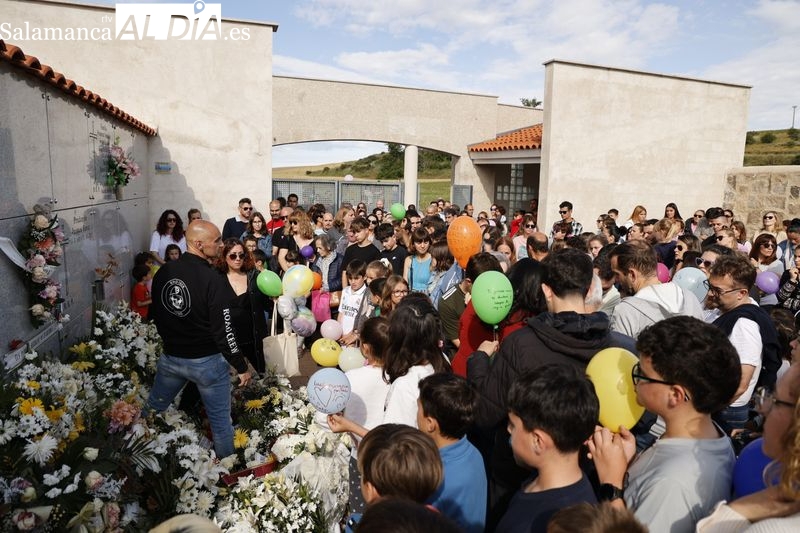 Globos al cielo para Alberto, el pequeño héroe de Monterrubio de Armuña
