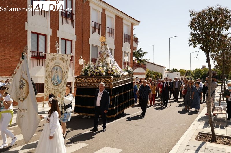 Tejares celebra sus fiestas con la tradicional misa y procesión